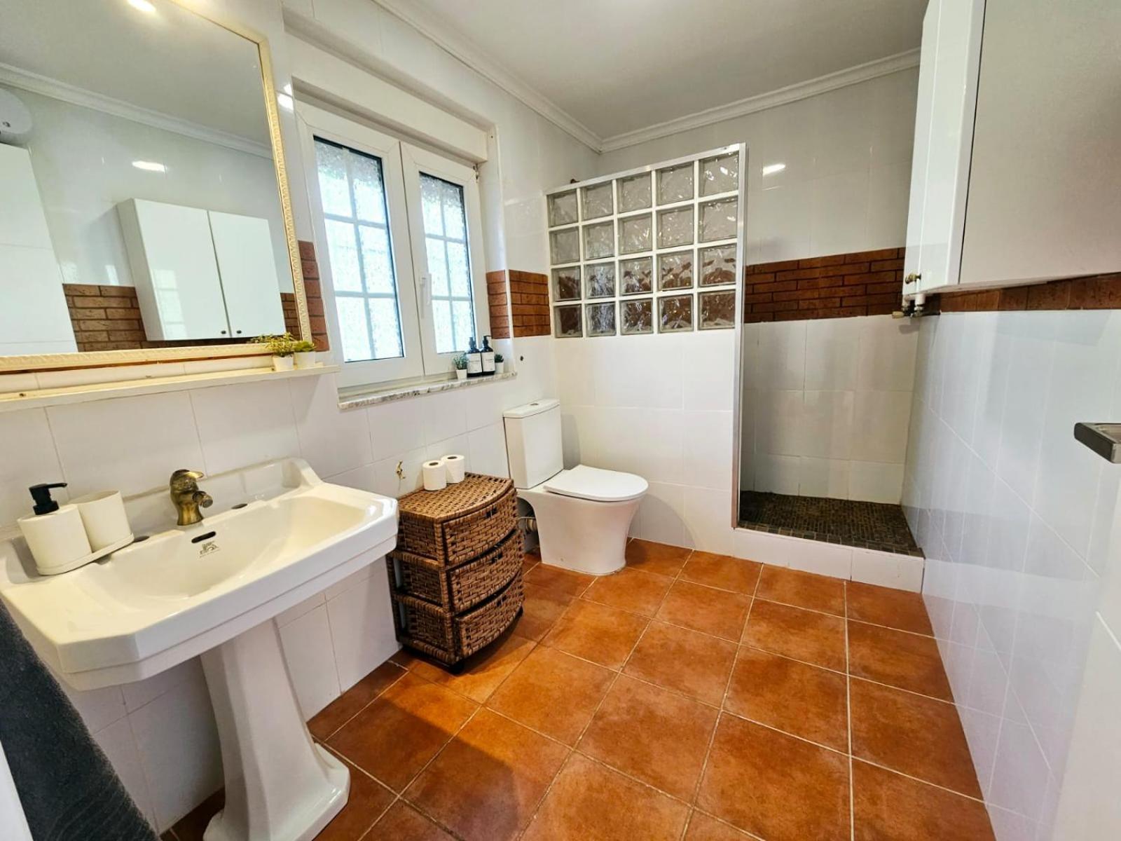 Chalet Rustico Con Piscina Y Barbacoa, Valencia Torrent  Εξωτερικό φωτογραφία